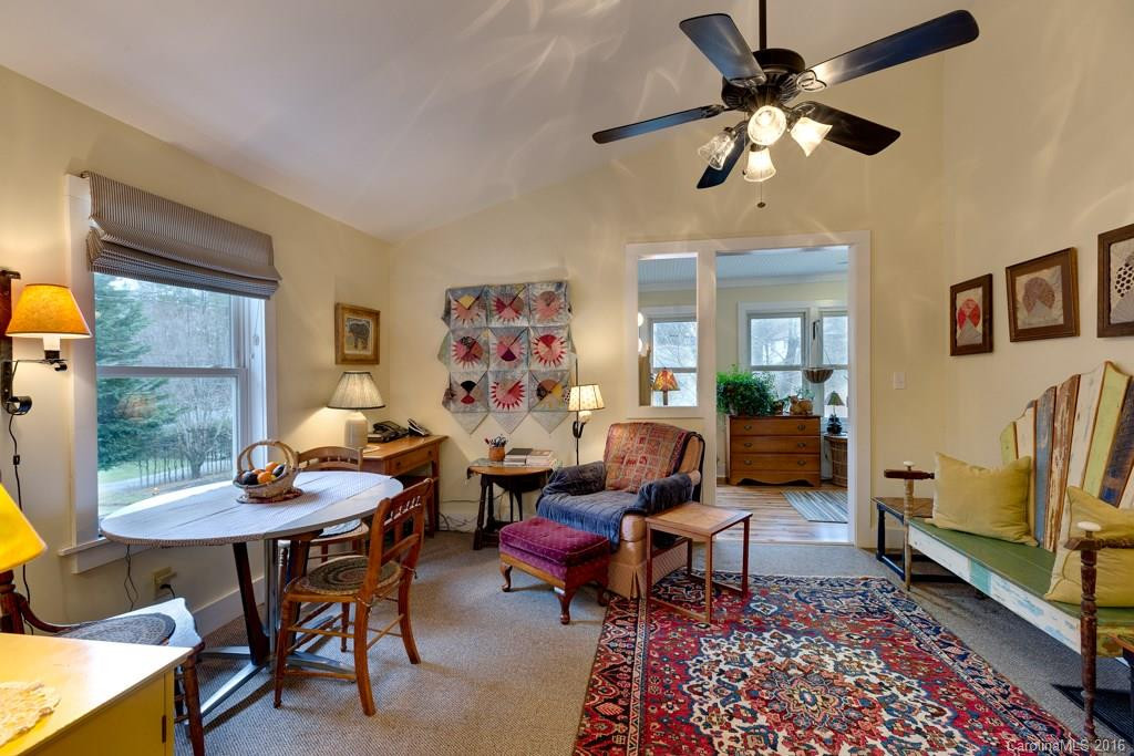 123 Hemphill Road - Photo 5