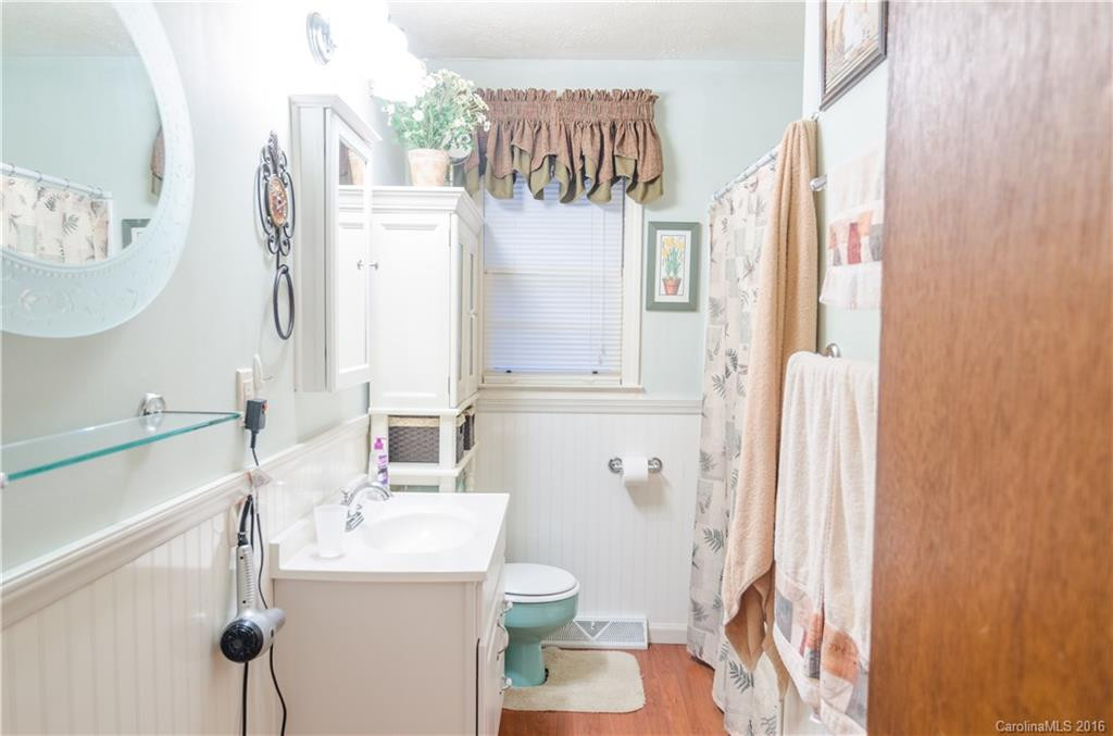 78 Hemlock Street - Photo 14