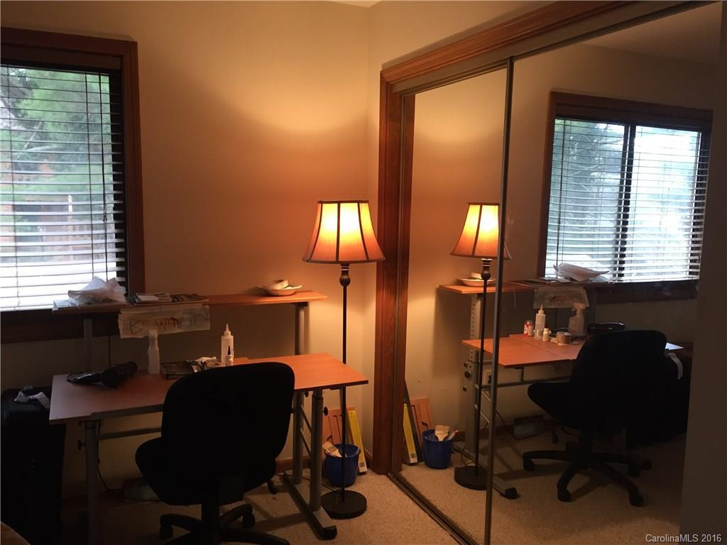 531 Courtwood Lane #8 - Photo 8