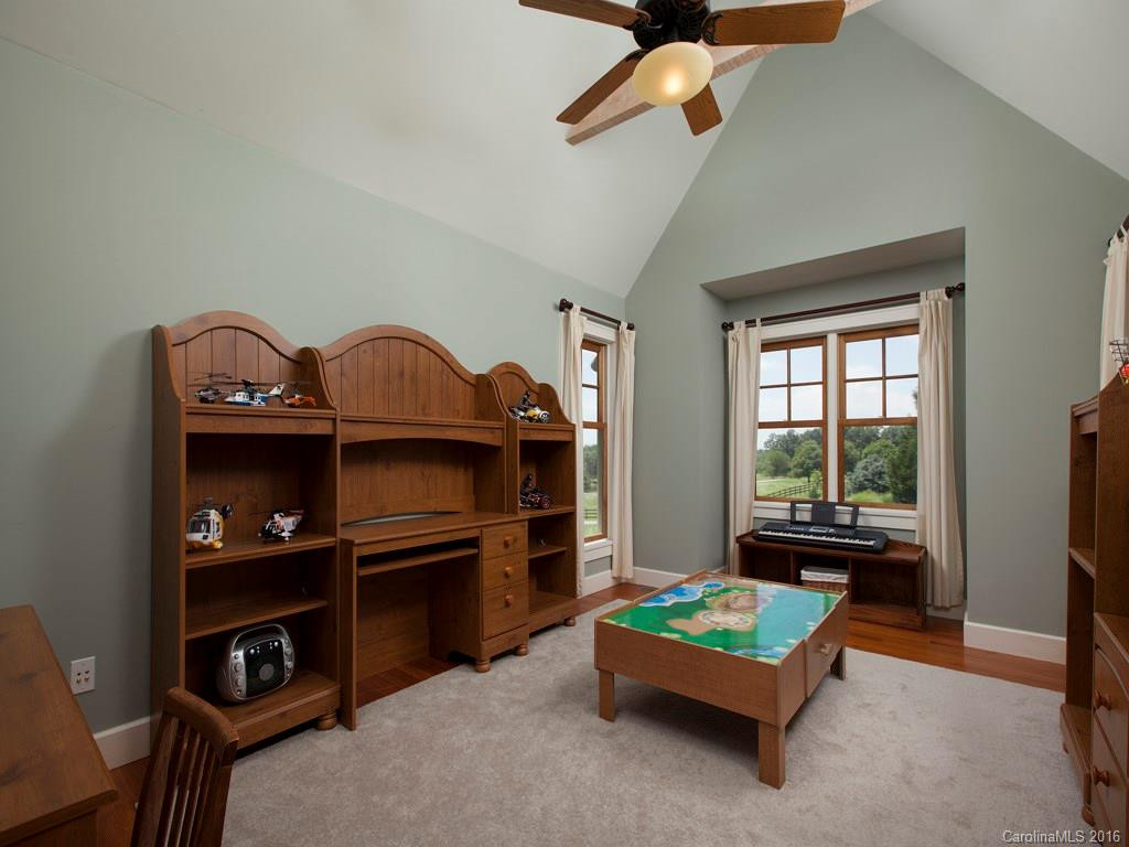 226 Two Brooks Trail - Photo 20