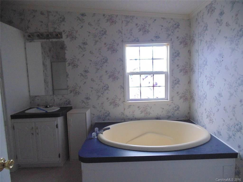 29 Country Meadows Drive - Photo 15