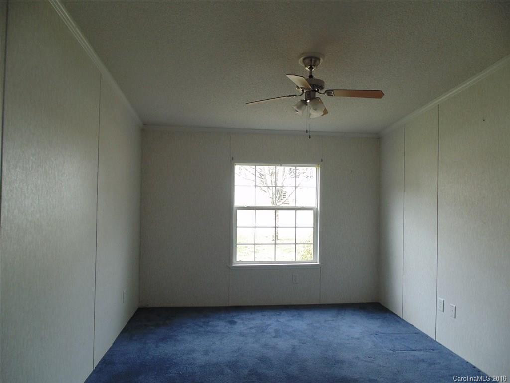 29 Country Meadows Drive - Photo 18