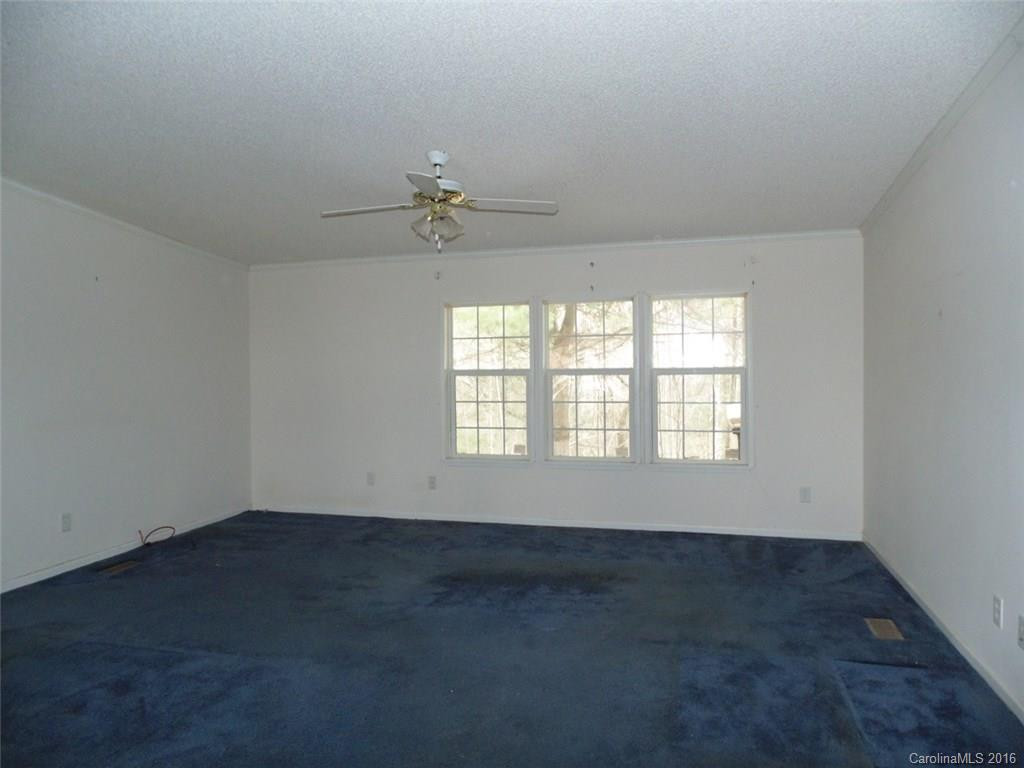 29 Country Meadows Drive - Photo 6