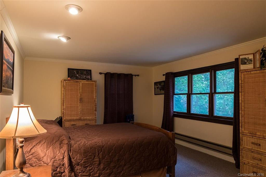 153 Greenview Drive - Photo 21