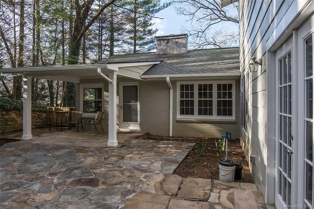 153 Greenview Drive - Photo 4