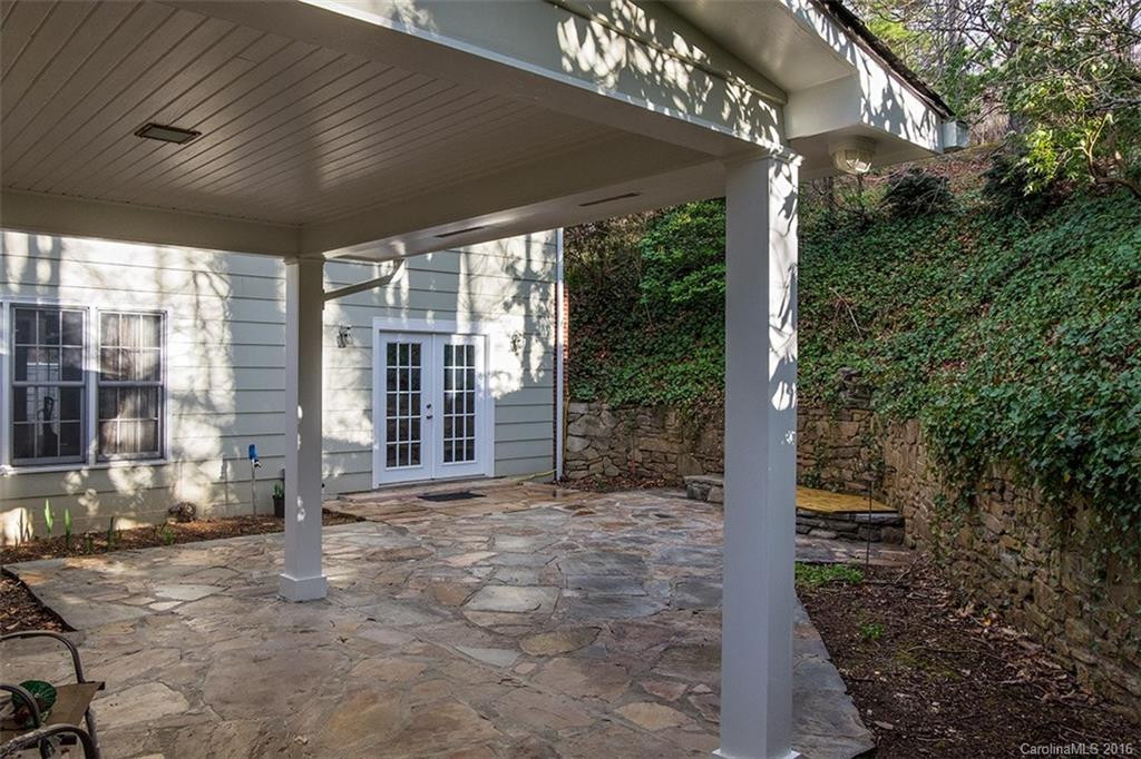 153 Greenview Drive - Photo 5