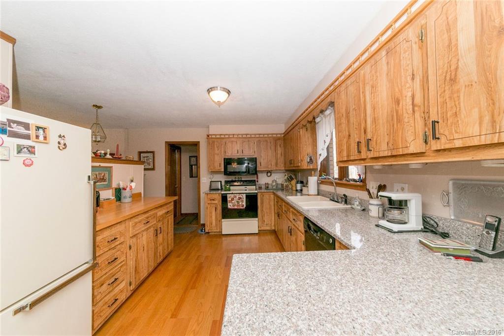 133 Fulton Drive - Photo 5