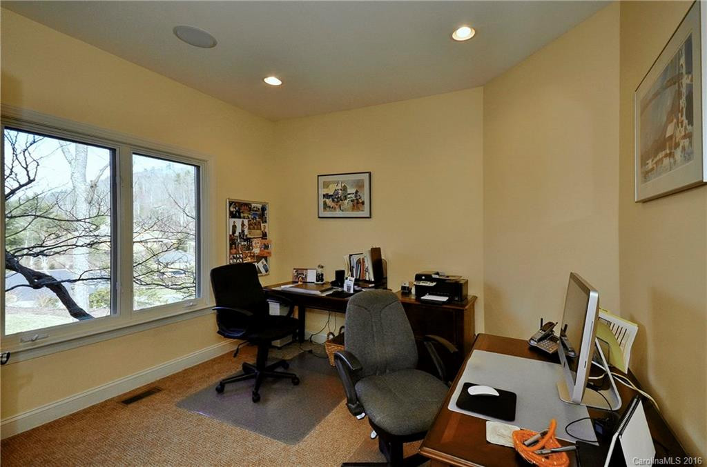 4 Summit Tower Circle - Photo 13