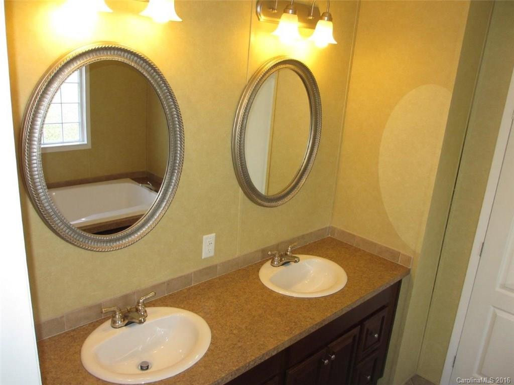 60 Edney Lane - Photo 14