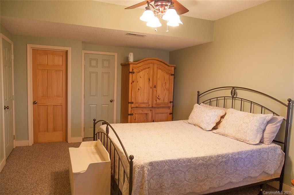 102 Valley View Drive - Photo 15