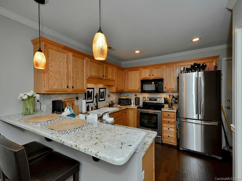 17 Willowick Drive ## - Photo 8