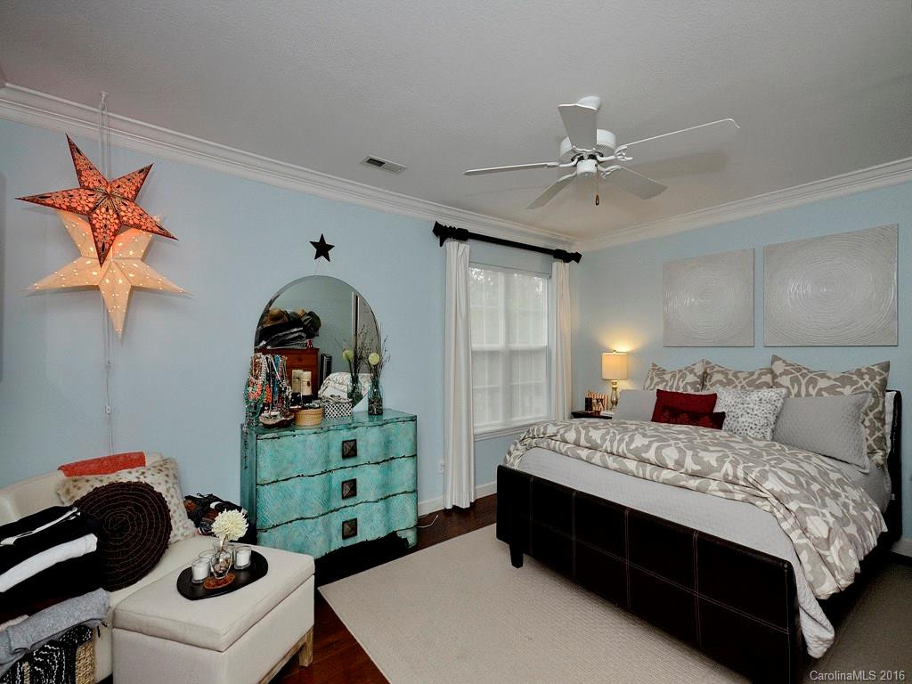 17 Willowick Drive ## - Photo 10