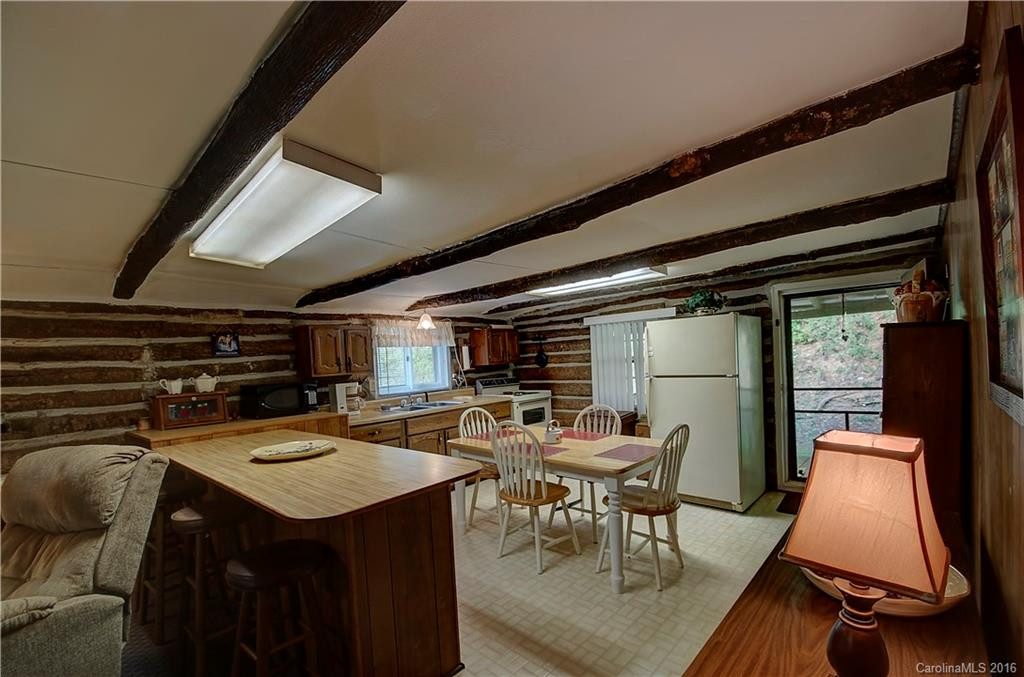 245 Davenport Road - Photo 9
