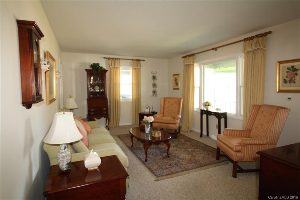337 Laurel Drive - Photo 4