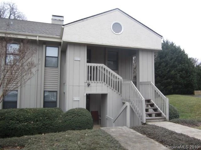 1005 Abbey Circle #1