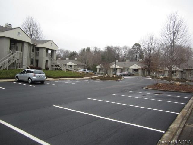 1005 Abbey Circle #1 - Photo 6