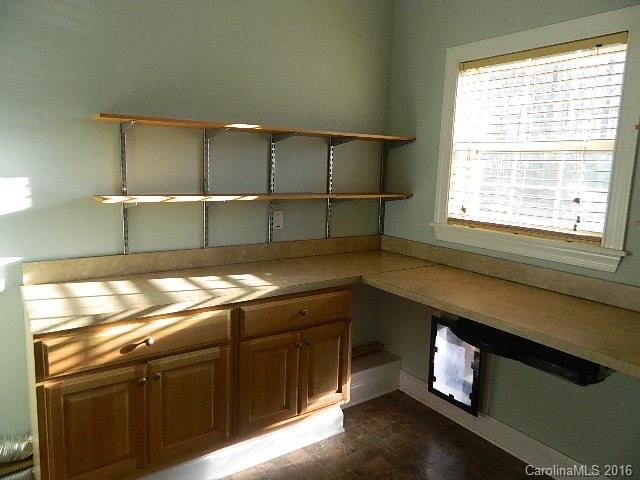 390 Dix Creek Road - Photo 11