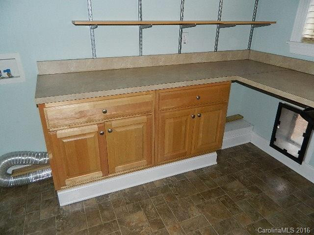 390 Dix Creek Road - Photo 12