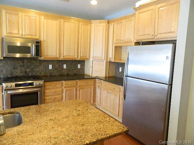 390 Dix Creek Road - Photo 5