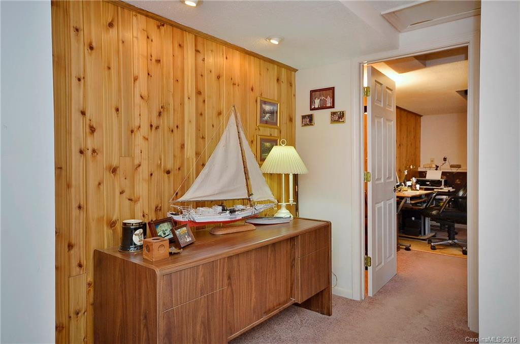 81 Carpenters Lane - Photo 17