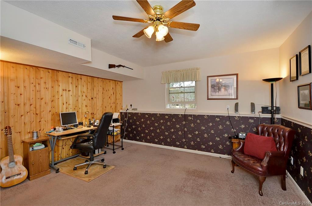 81 Carpenters Lane - Photo 18