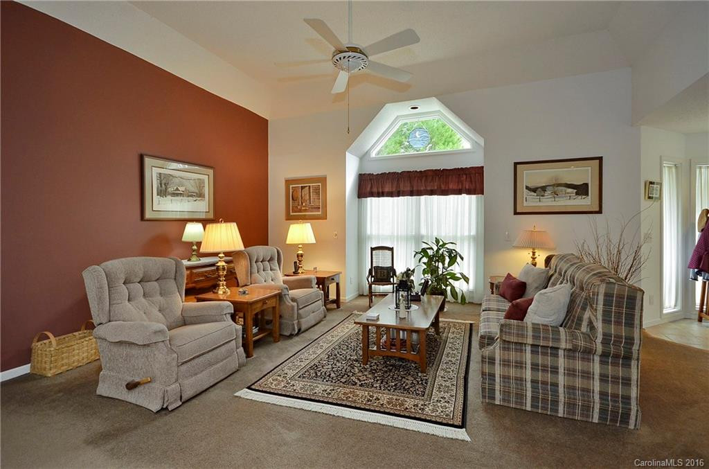 81 Carpenters Lane - Photo 4