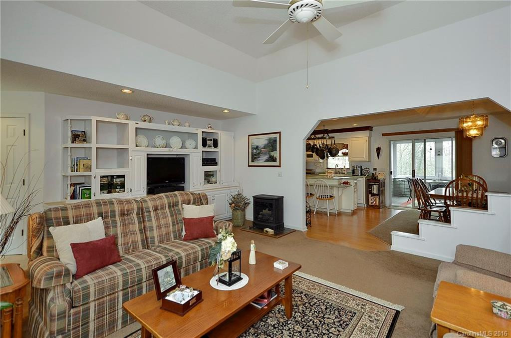 81 Carpenters Lane - Photo 5
