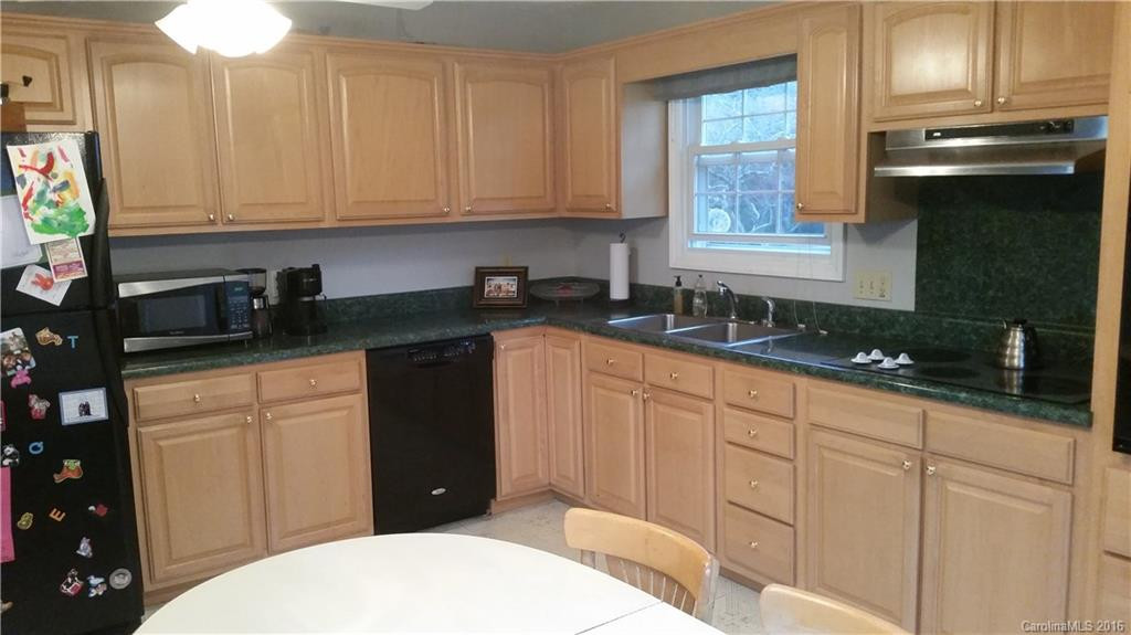 706 9th Street - Photo 4