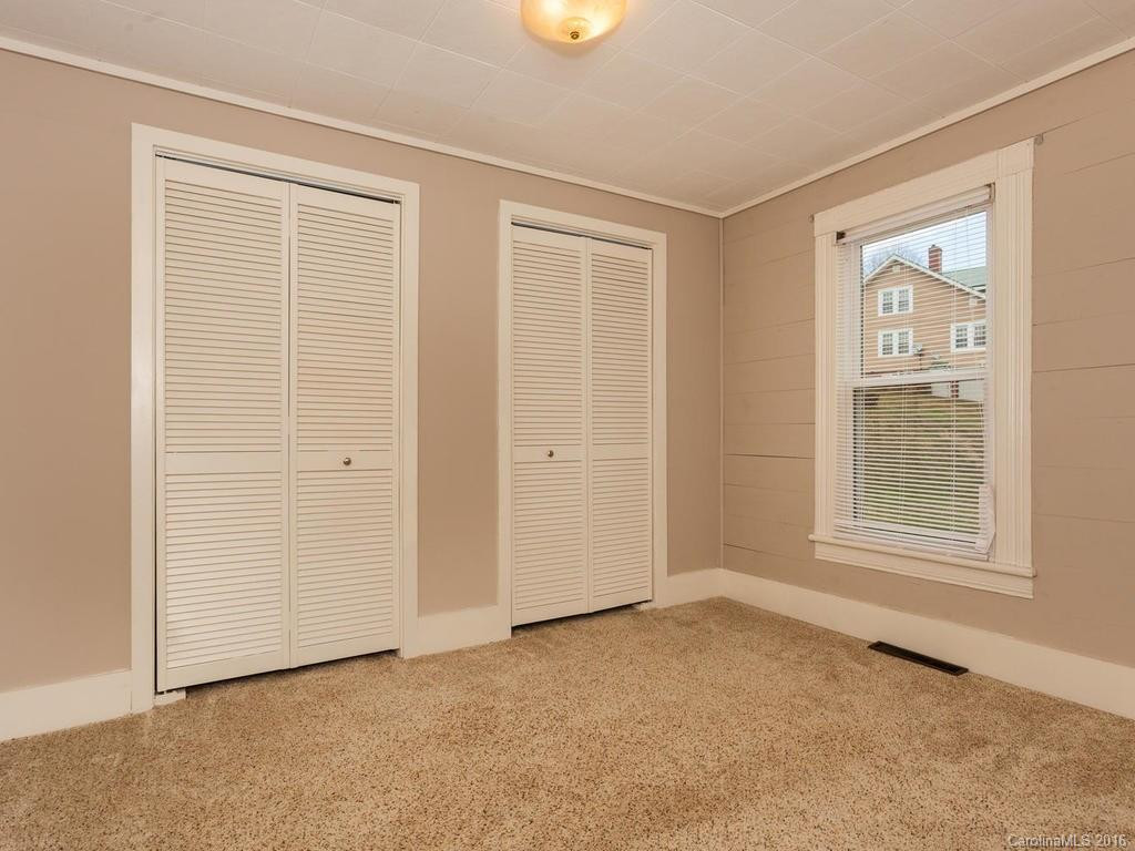 19 Allen Street - Photo 15