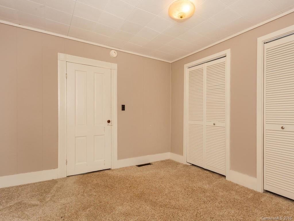 19 Allen Street - Photo 17