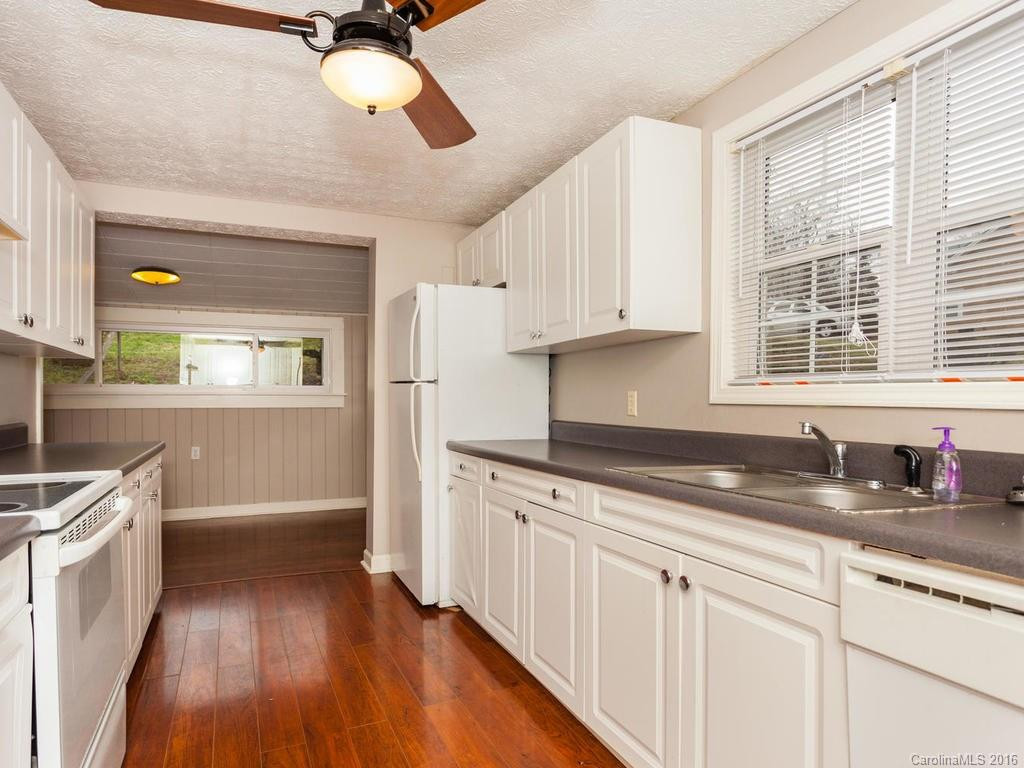 19 Allen Street - Photo 9