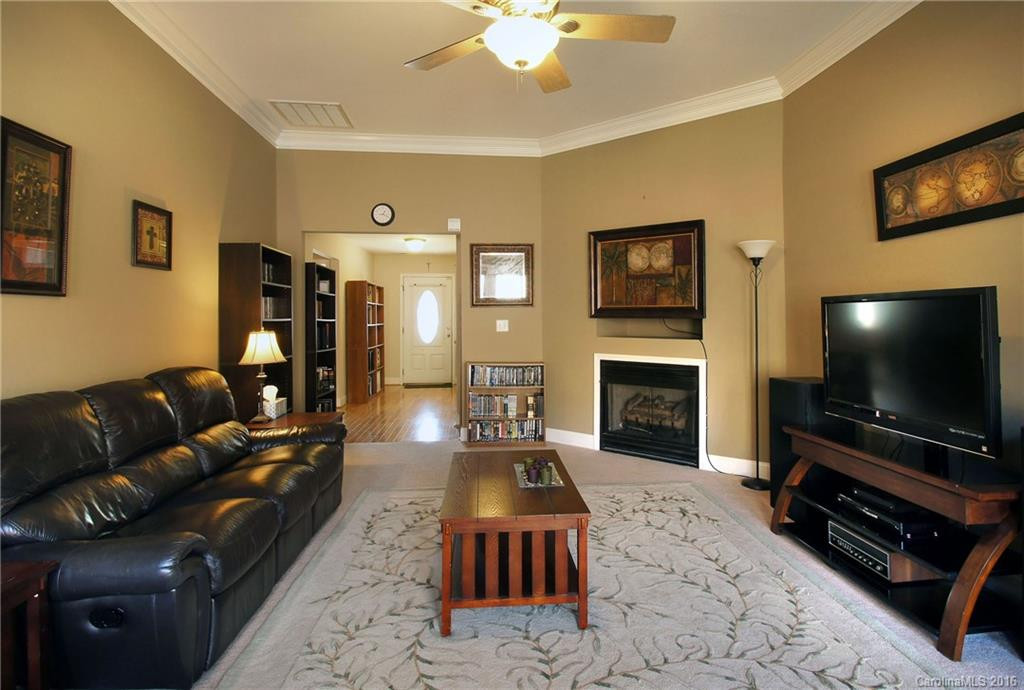 18 Kaylor Drive #71 - Photo 8
