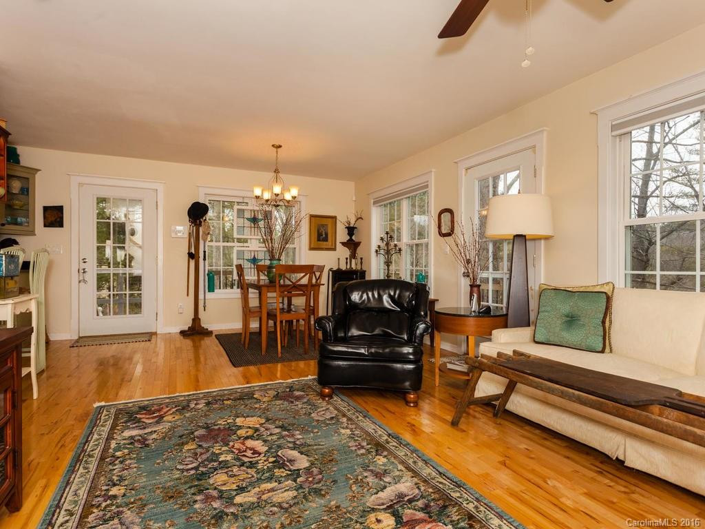 241 Banks Creek Road - Photo 2