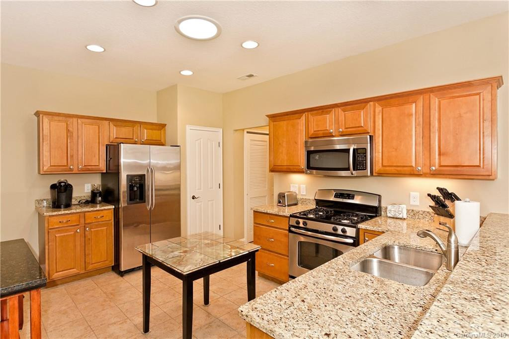 339 Summerfield Place #19-A - Photo 8