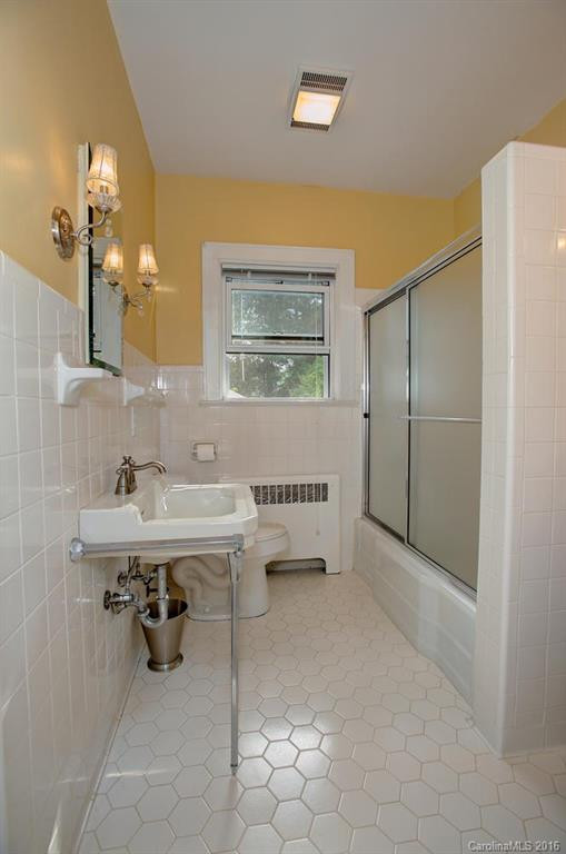1411 Greenville Highway - Photo 11