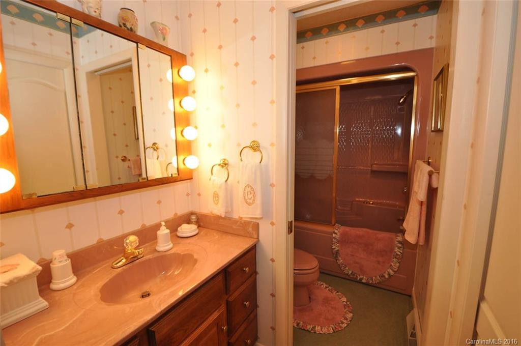 617 Norton Fork Road - Photo 14