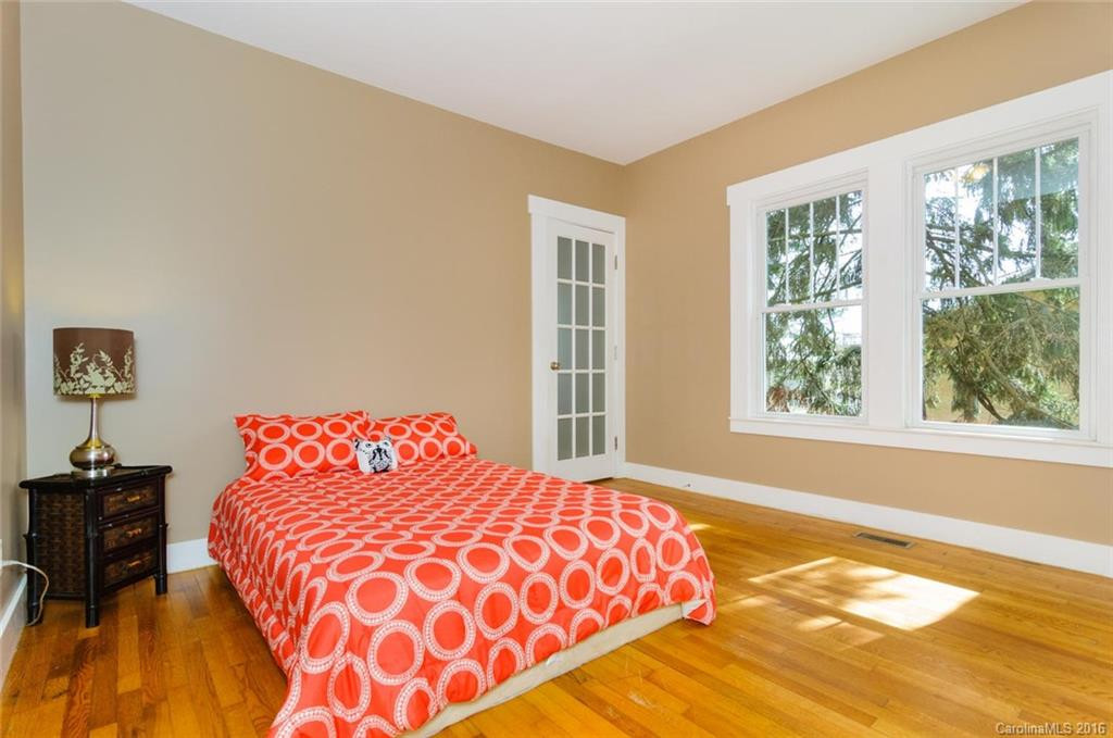 70 Clinton Avenue - Photo 12