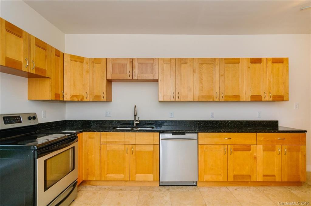 70 Clinton Avenue - Photo 9