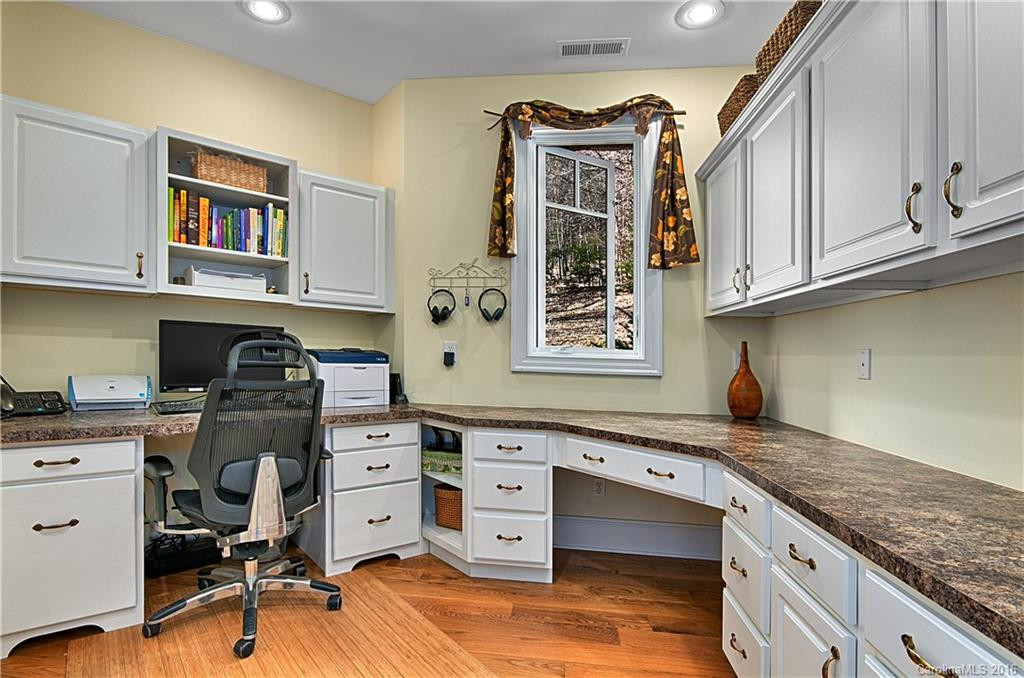 171 Fountain Spring Lane - Photo 18