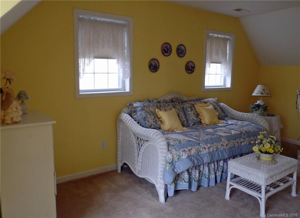 302 Thunder Road #S2L109 - Photo 16
