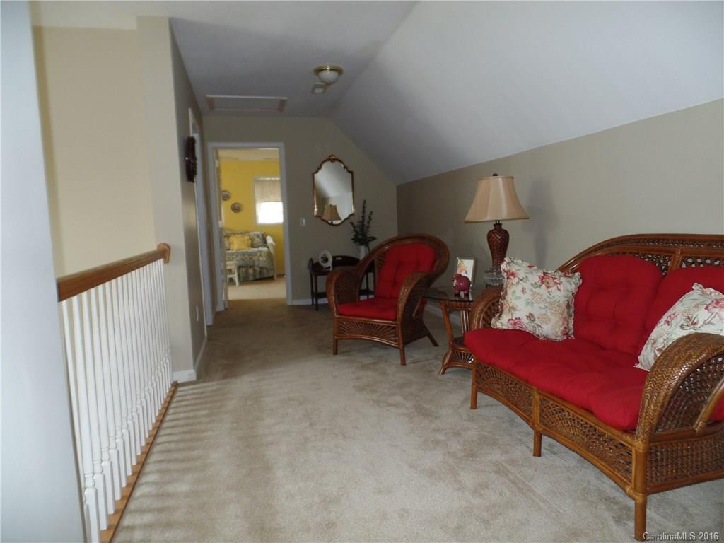 302 Thunder Road #S2L109 - Photo 20