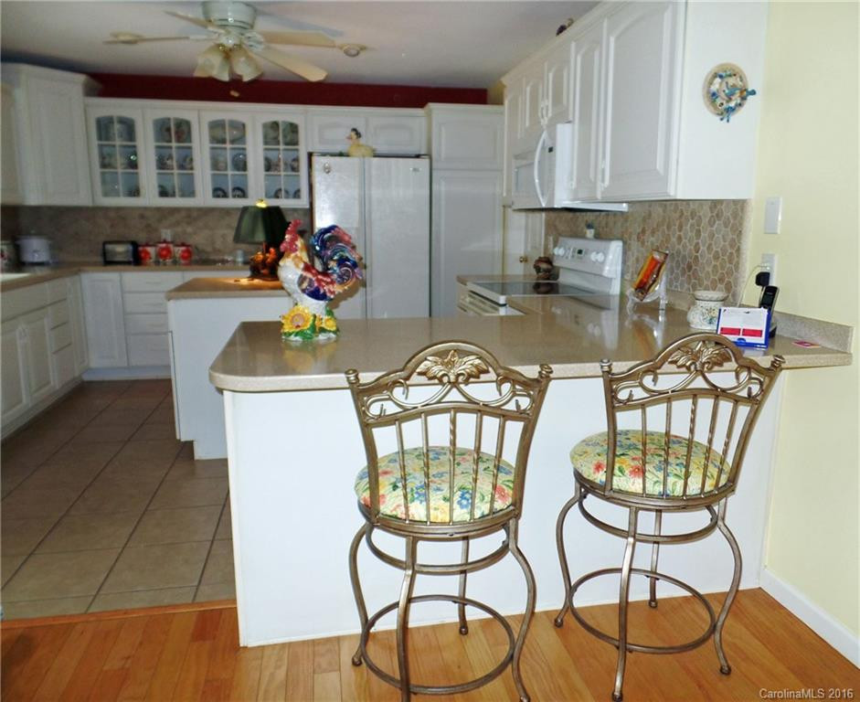 302 Thunder Road #S2L109 - Photo 8