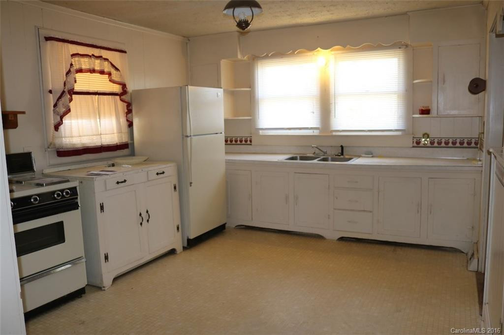 469 Church Street #6 - Photo 4