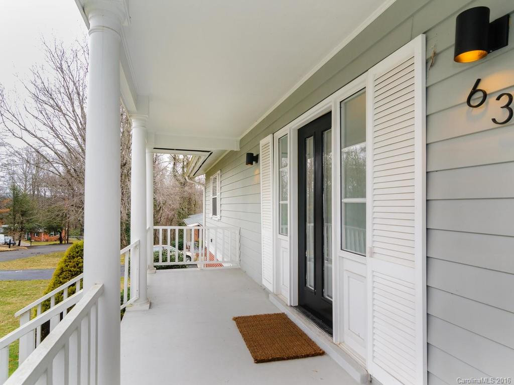 63 Imperial Court - Photo 2