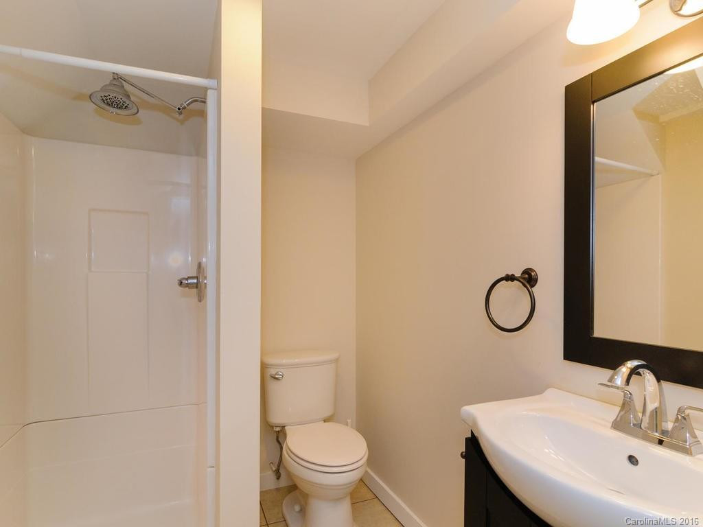 63 Imperial Court - Photo 18