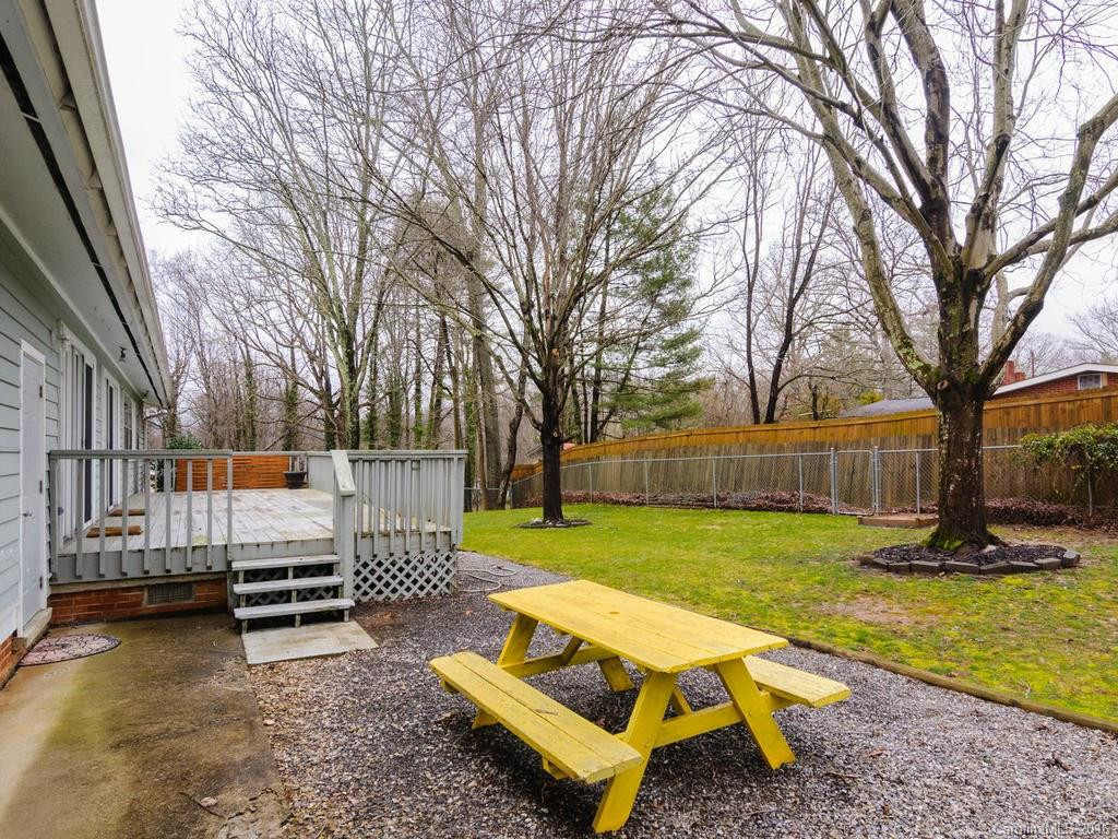 63 Imperial Court - Photo 22