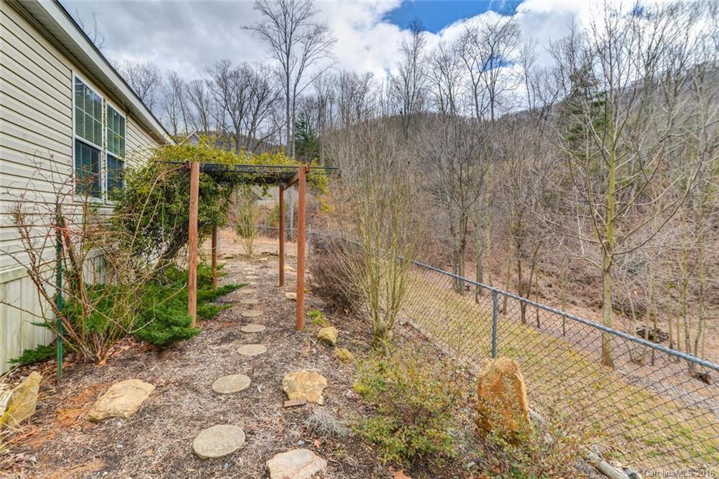 99 Solomon Road - Photo 24