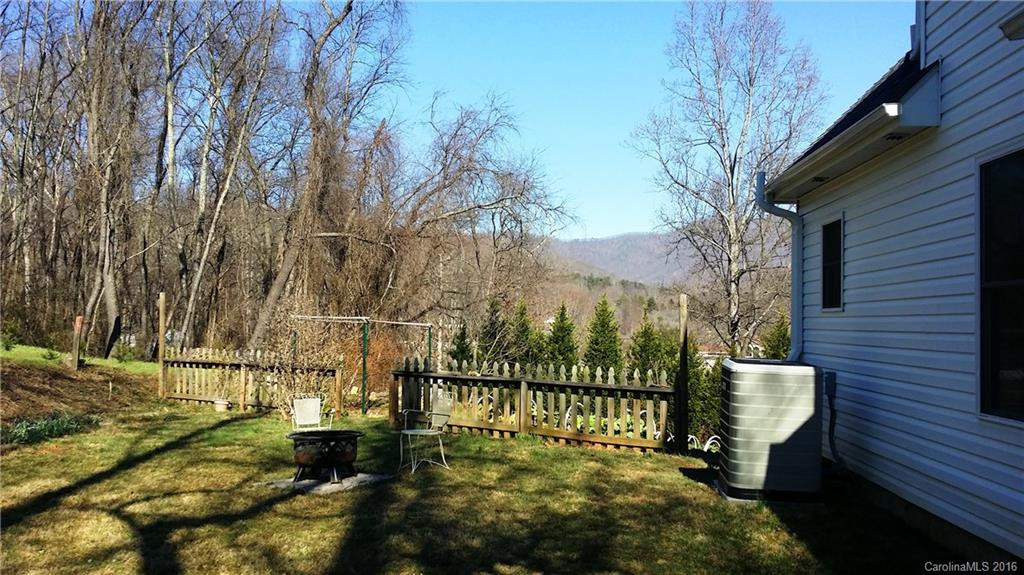 15 Iris Hill Drive #B - Photo 18