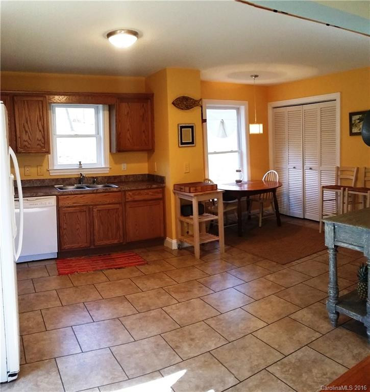 15 Iris Hill Drive #B - Photo 4