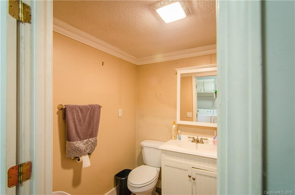 84 Lakeside Drive - Photo 13